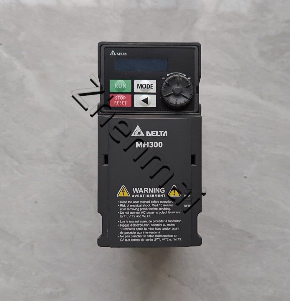 100%-ban vadonatúj eredeti és eredeti Delta VFD4A2MH43ANSAA 1.5KW Frekvenciaváltók Hajtás szervo motor
