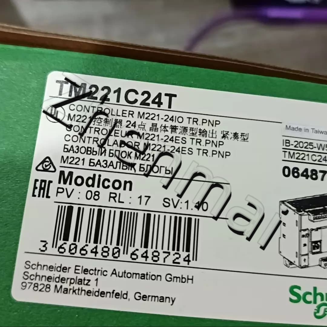 100%-ban vadonatúj, eredeti és eredeti Schneider TM221CE24T Frekvenciaváltók, megszakítók, mágneskapcsolók, védőeszközök