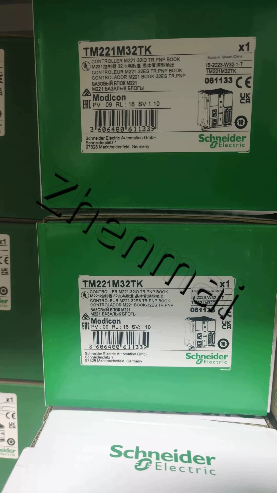 100%-ban vadonatúj, eredeti és eredeti Schneider TM221M32TK Frekvenciaváltók, megszakítók, mágneskapcsolók, védőeszközök