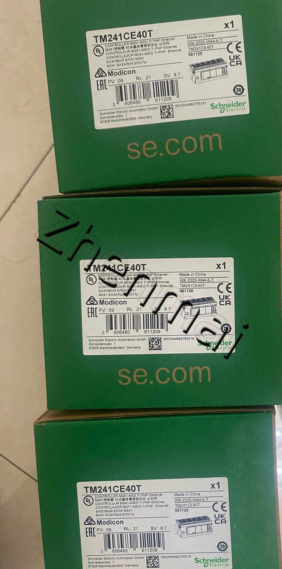 100%-ban vadonatúj, eredeti és eredeti Schneider TM241CE40T Frekvenciaváltók, megszakítók, mágneskapcsolók, védőeszközök