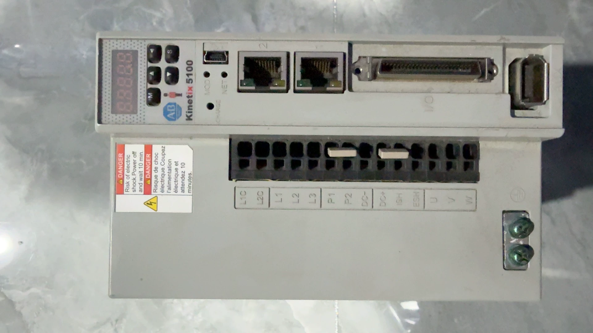 2198-E2030-ERS Kinetix 5100 szervo, vadonatúj és eredeti