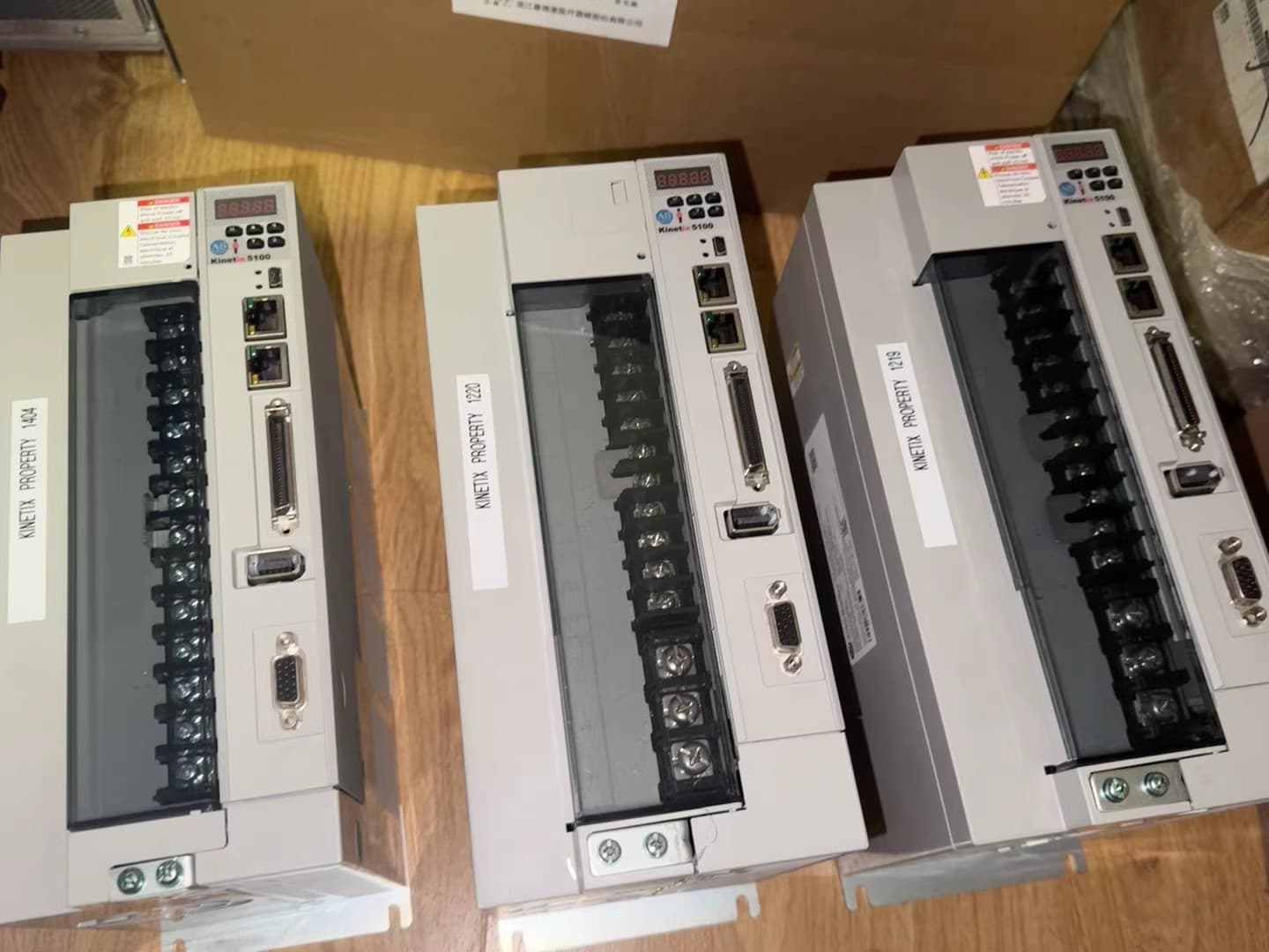 2198-E2055-ERS Kinetix 5100 szervo, vadonatúj és eredeti