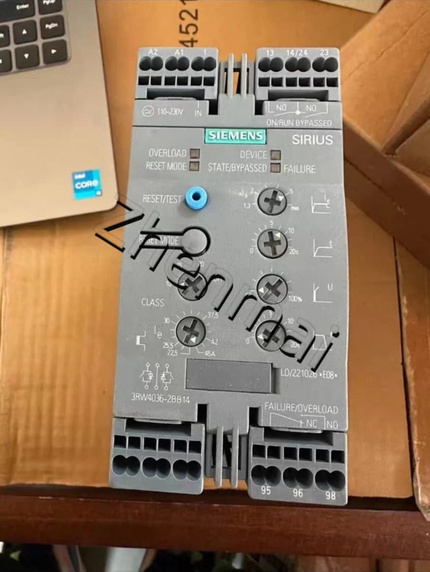 Vadonatúj, eredeti, gyárilag közvetlen Siemens 3RW4036-2BB14 lágyindító SIRIUS SOFT STARTER