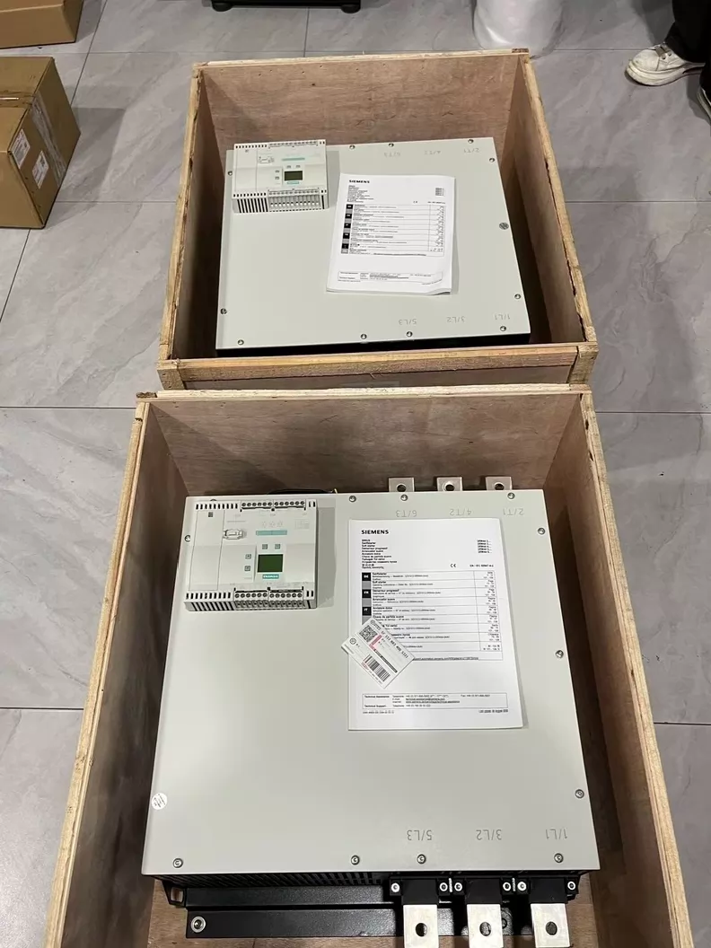 Vadonatúj, eredeti, gyárilag közvetlen Siemens 3RW4458-2BC46 lágyindító SIRIUS SOFT STARTER
