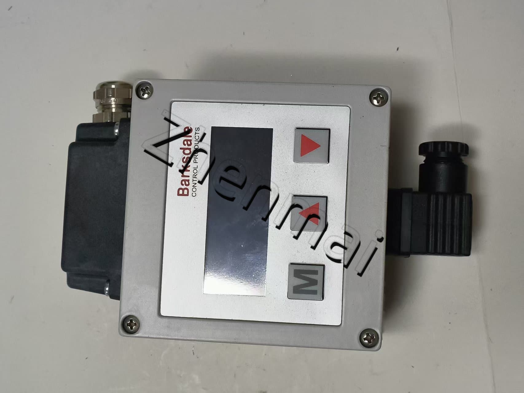 Vadonatúj eredeti Barksdale 0003-024(UAS3V3)+0631-070(UTA2,100mm，0-100℃) Nyomásérzékelő Szintkapcsoló Áramláskapcsoló Nyomáskapcsoló Gyors szállítás