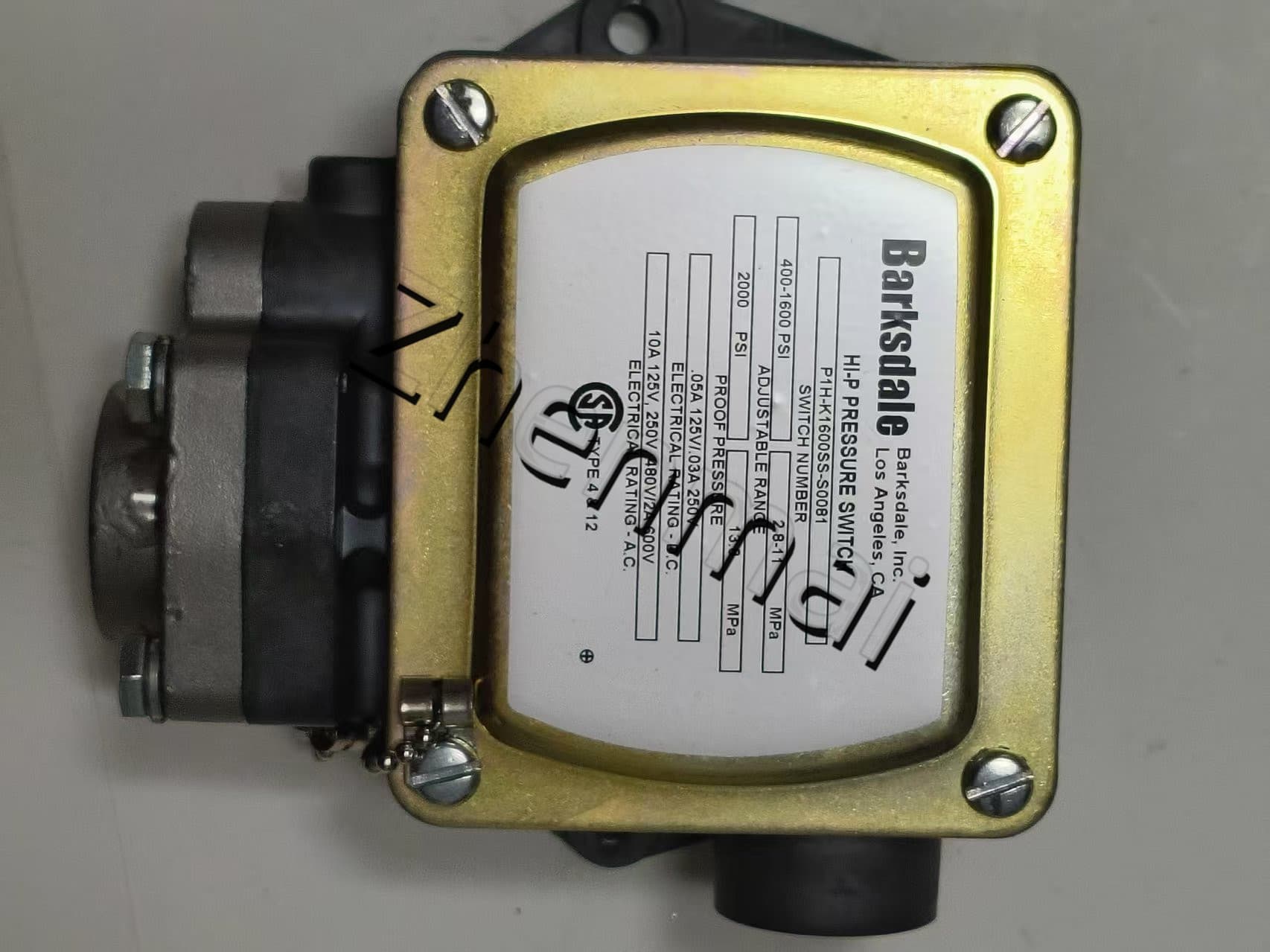Vadonatúj eredeti Barksdale P1H-K1600SS-S0081 Nyomásérzékelő Szintkapcsoló Áramláskapcsoló Nyomáskapcsoló Gyors szállítás