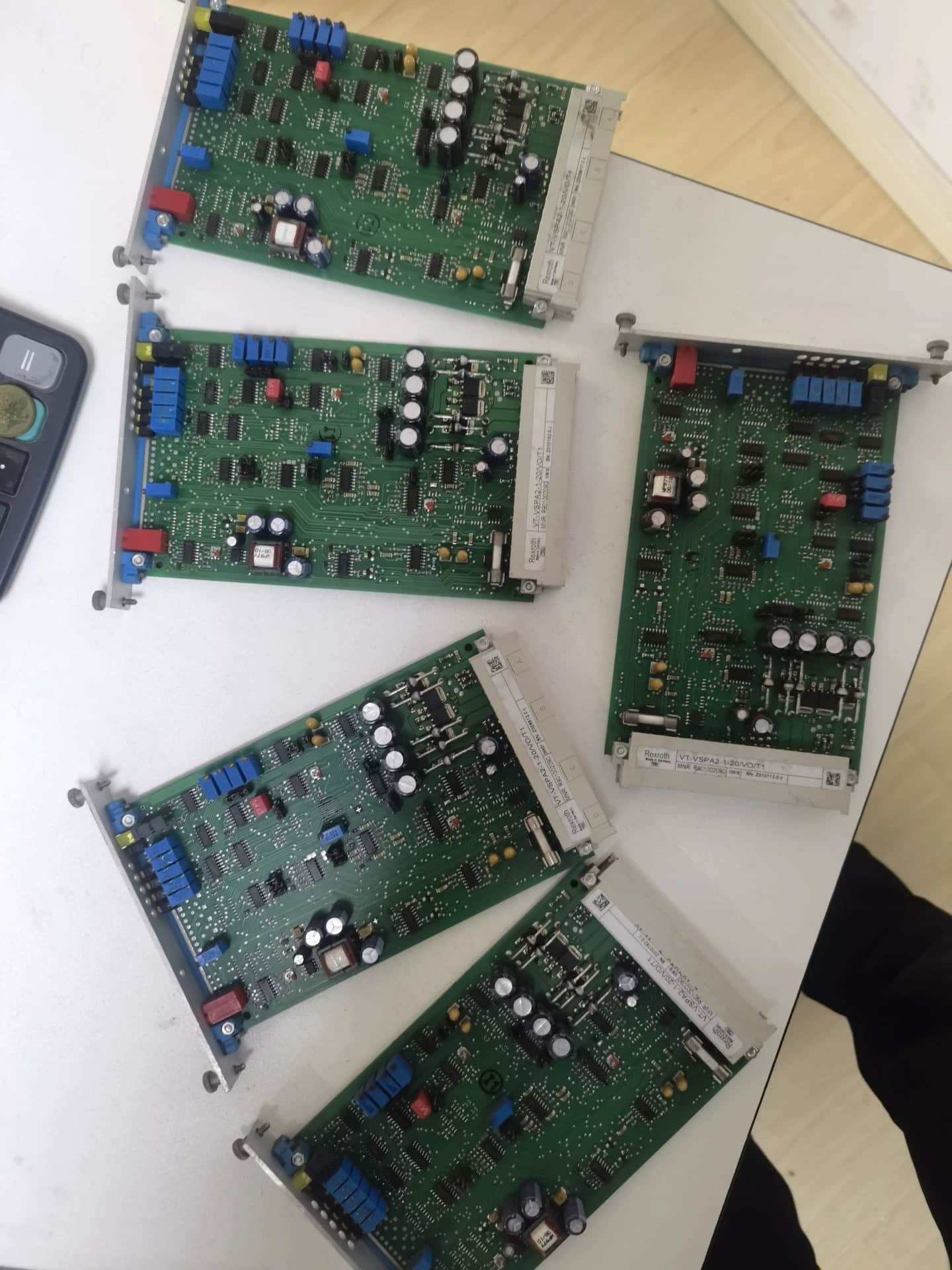 Vadonatúj eredeti Bosch Rexroth szervo hajtás erősítő, erősítőkártya VT-VSPA2-1-20/VO/T1 szervomotor gyors szállítás