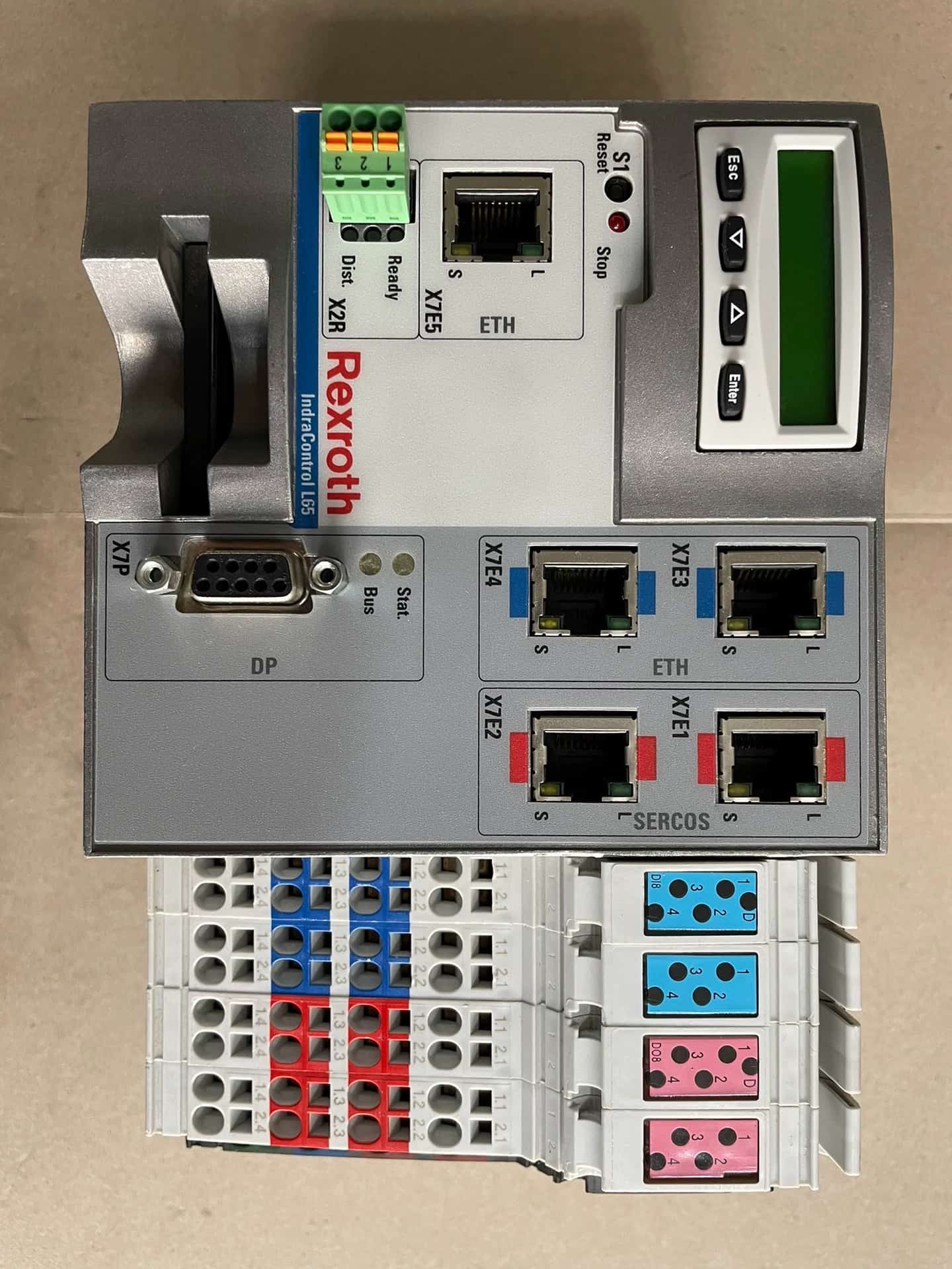 Vadonatúj eredeti Bosch Rexroth szervomotor CML65.1-3P-500-NA-NNNN-NW szervomotor gyors szállítás