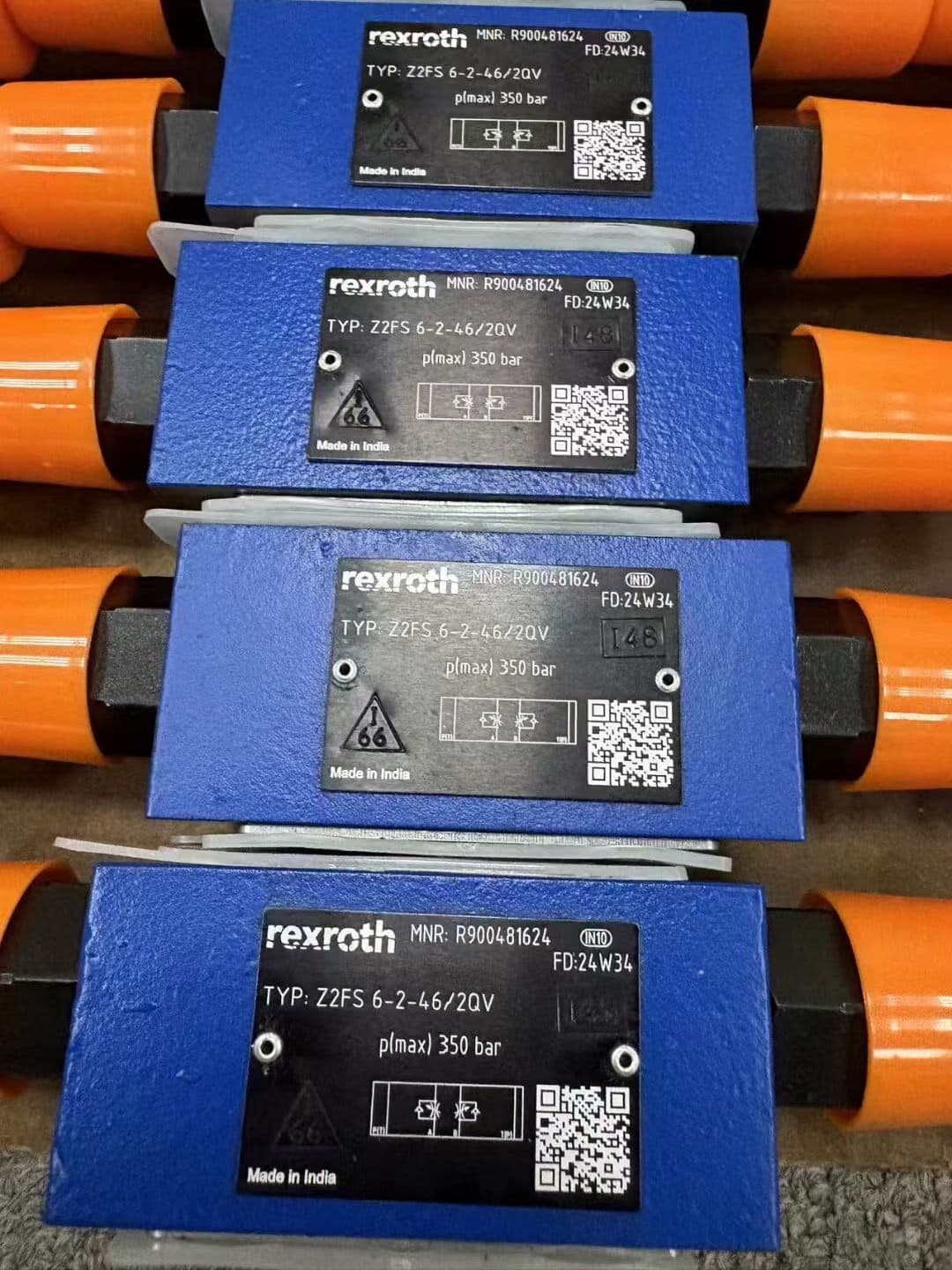 Vadonatúj eredeti Bosch Rexroth szervo hajtás arányos szelep 4WRZE16W9-150-7X/6EG24N9ETK31/F1D3M szervomotor gyors szállítás