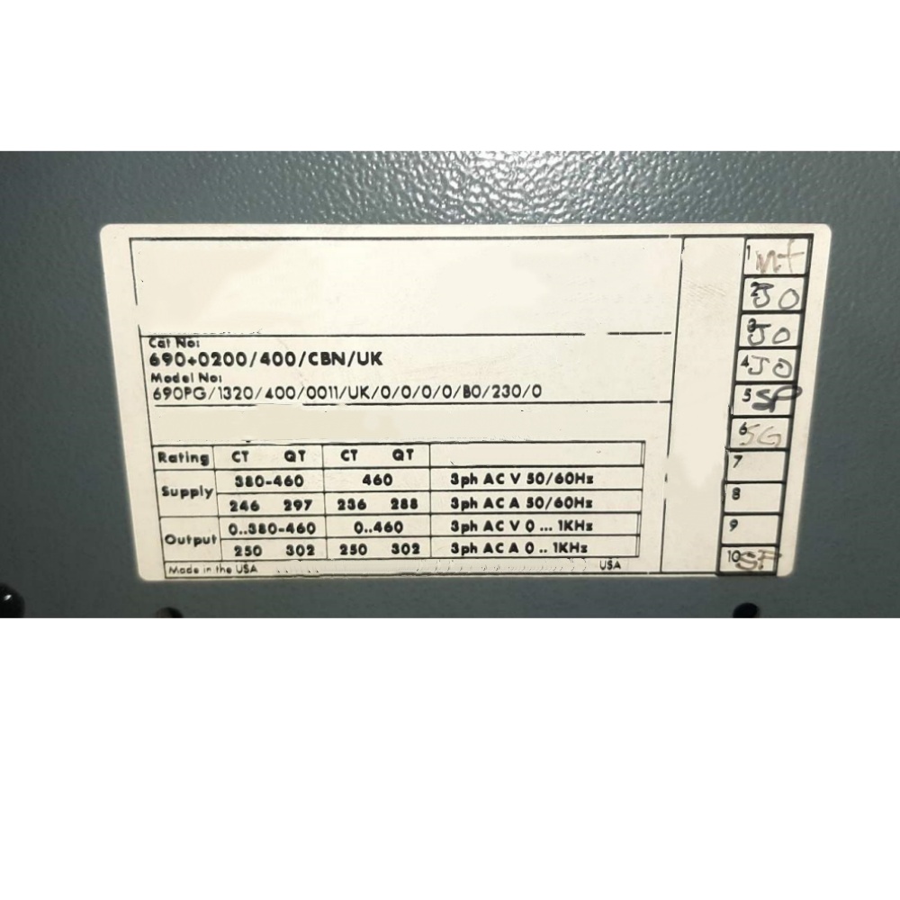 Vadonatúj eredeti Parker 690PG/1320/400/0011/UK/0/0/0/0/B0/230/0 Szervo hajtások Változtatható frekvenciájú hajtások szervomotorok vezérlők Gyors szállítás