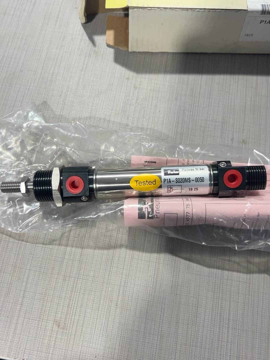 Vadonatúj eredeti Parker P1A-S020MS-0050 Szervo hajtások Változtatható frekvenciájú hajtások Szervo motorok vezérlők Gyors szállítás