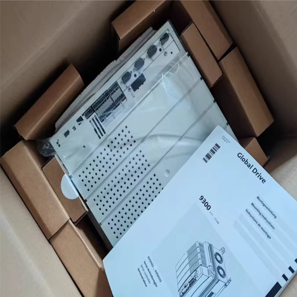 Eredeti új Lenze E82EV222K2C200 ipari I/O modul FedEx DHL gyors szállítás