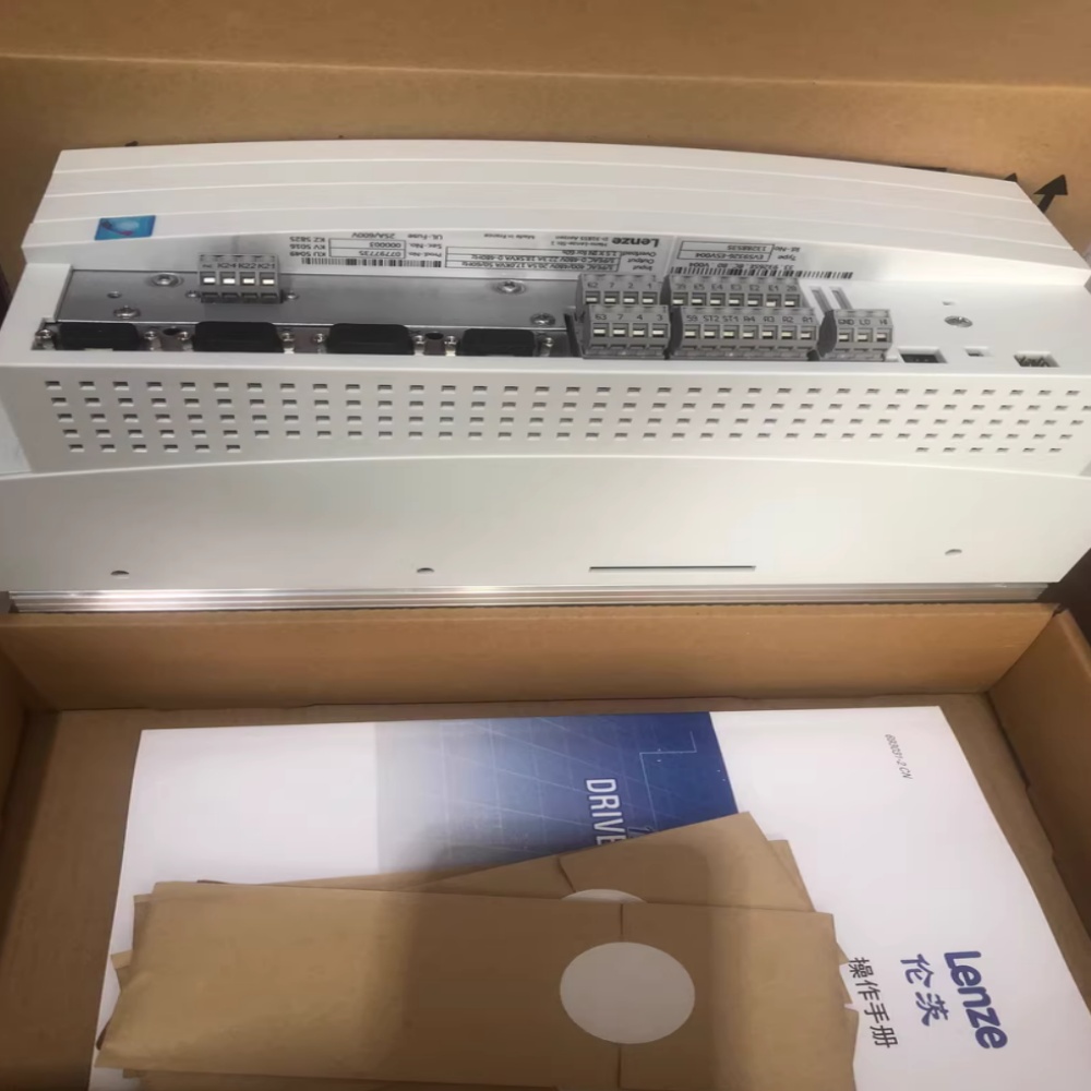 Eredeti új Lenze E94ASHE2924 ipari I/O modul FedEx DHL gyors szállítás